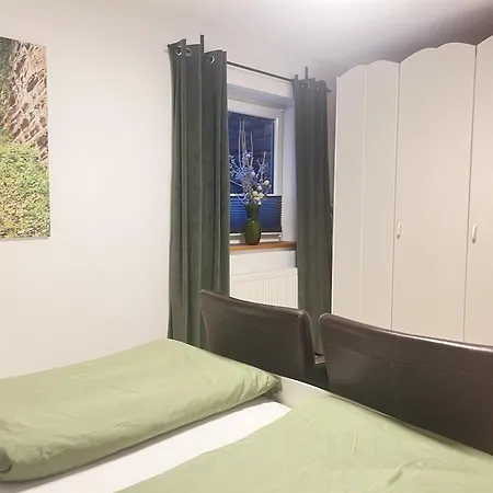 Haus Hahnfelsblick Apartment